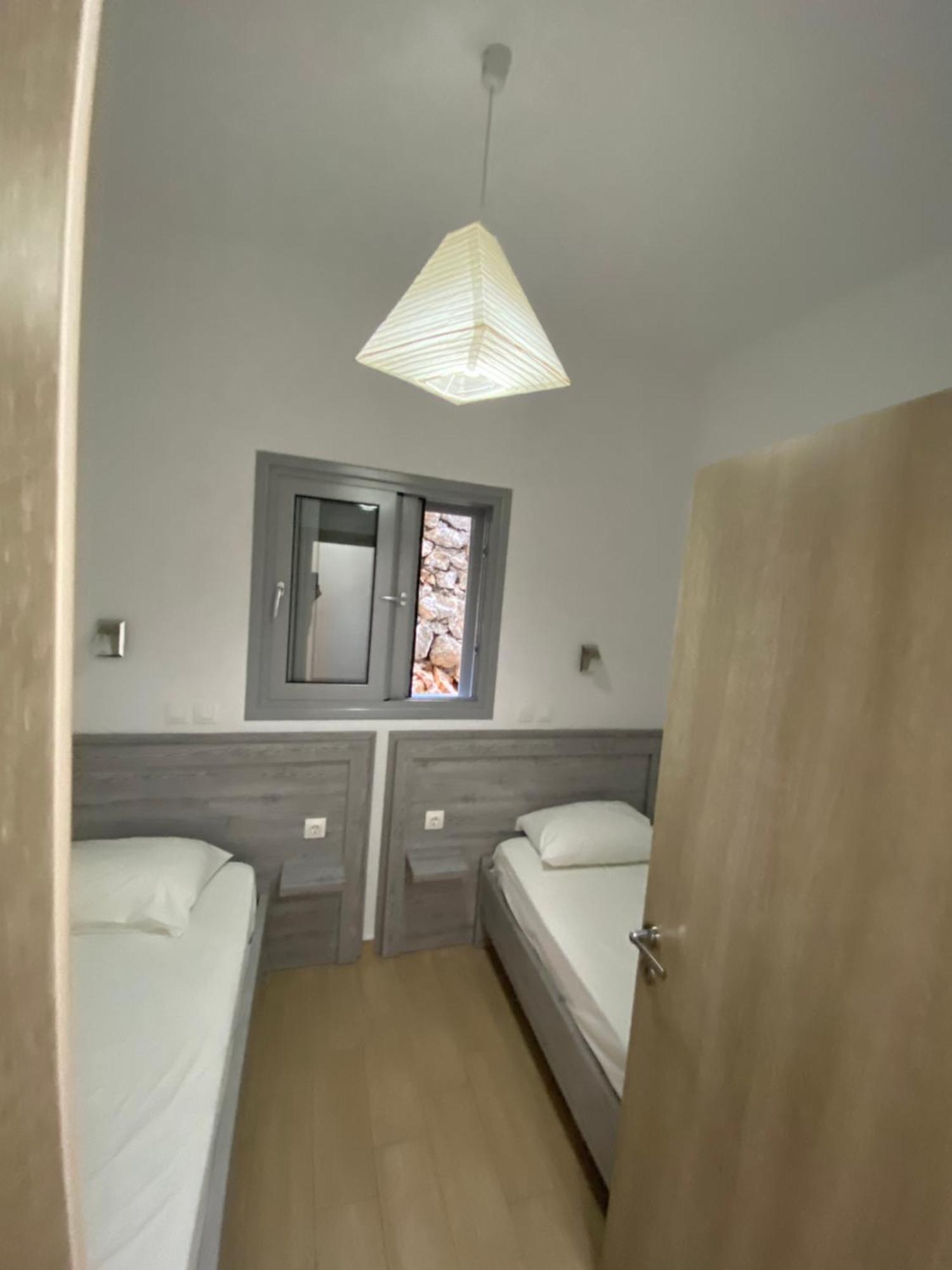 Blue Sea Apartments Qeparo Exterior photo