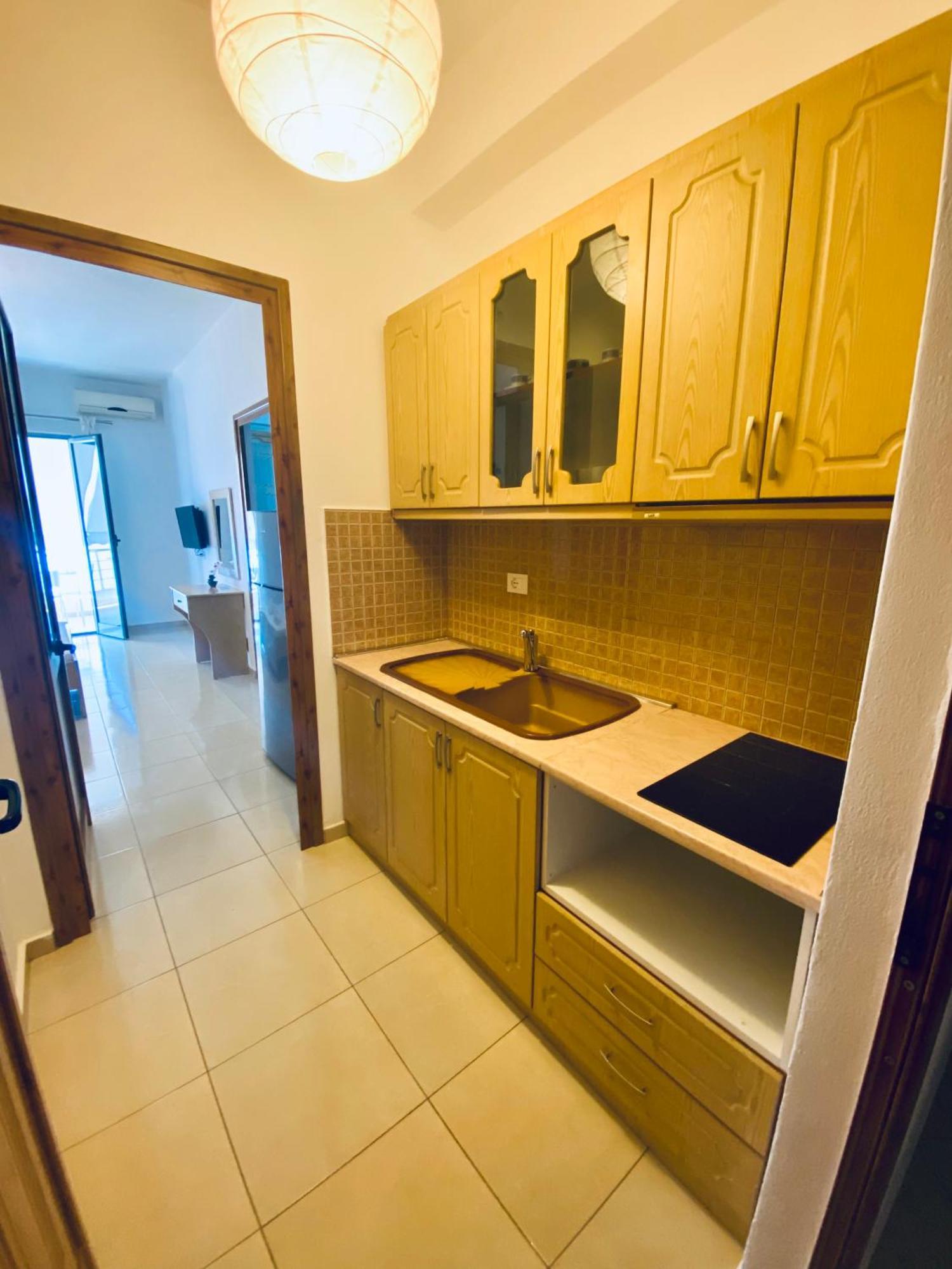 Blue Sea Apartments Qeparo Exterior photo